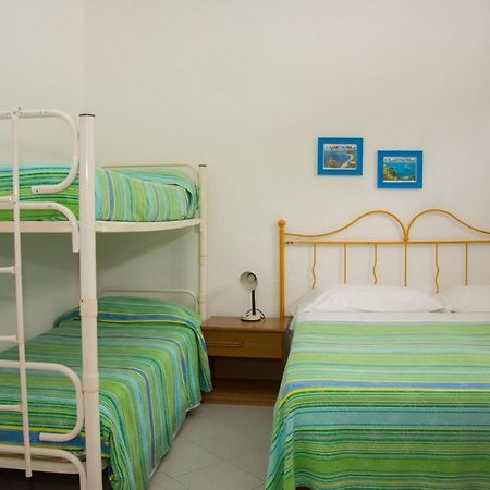 Hotel Villa Mena Форио Экстерьер фото