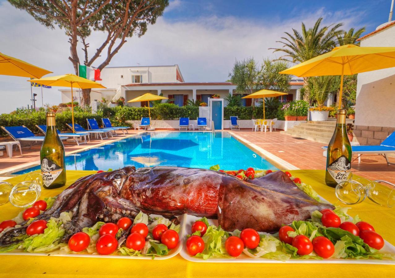 Hotel Villa Mena Форио Экстерьер фото