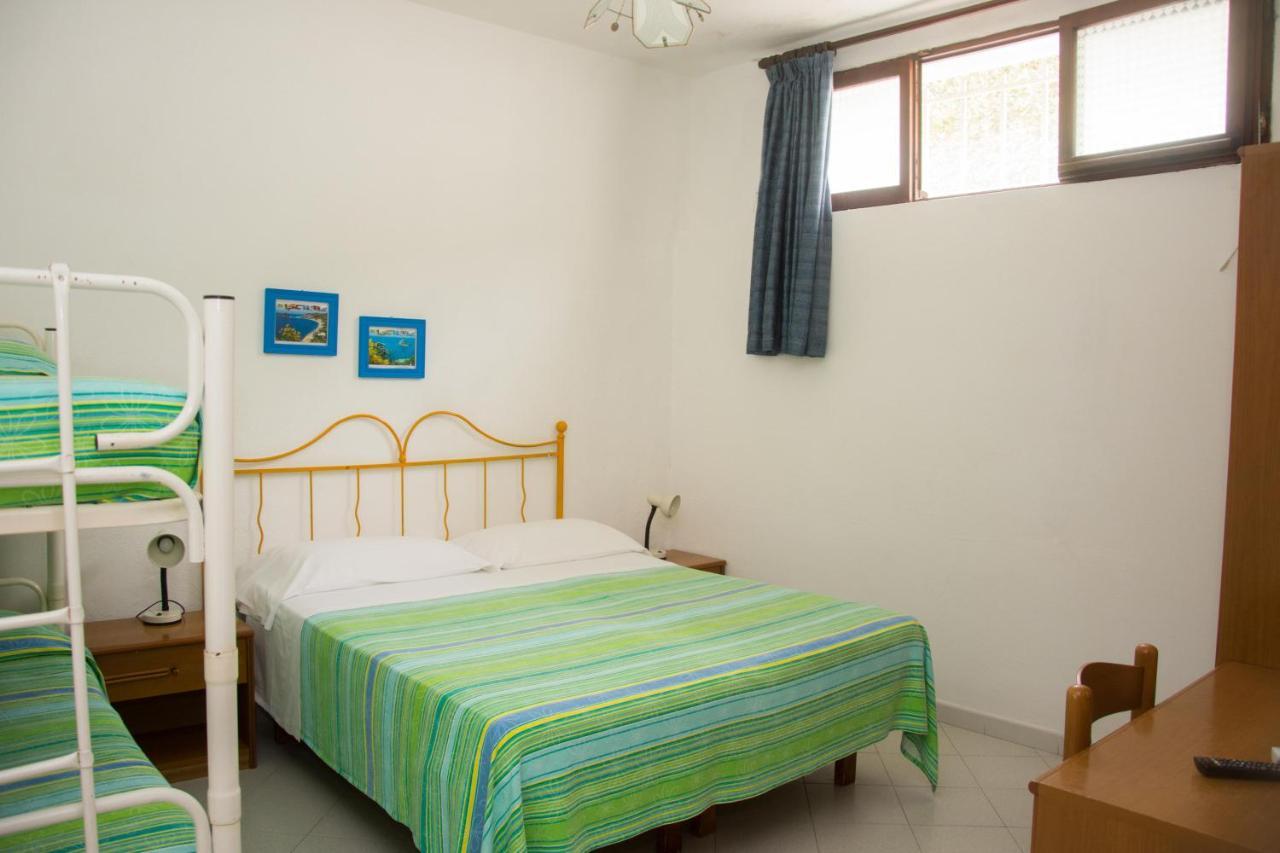 Hotel Villa Mena Форио Экстерьер фото