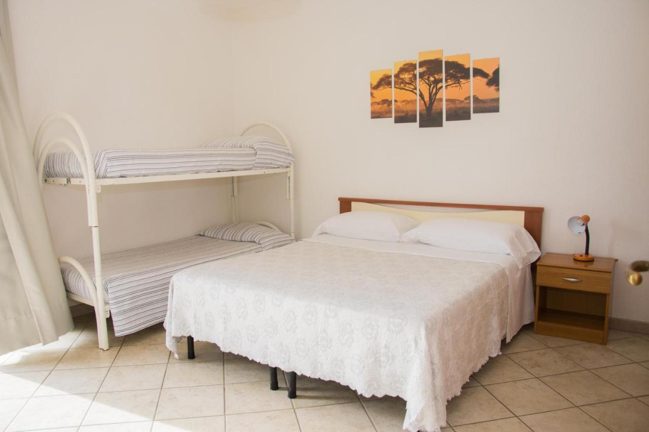 Hotel Villa Mena Форио Экстерьер фото